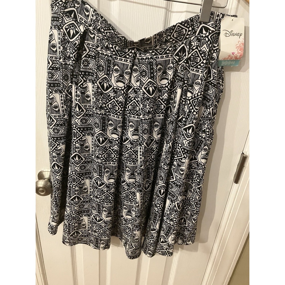 LuLaRoe NWT XL Disney Tiki Inspired Black & White Flare Madison Skirt Pockets